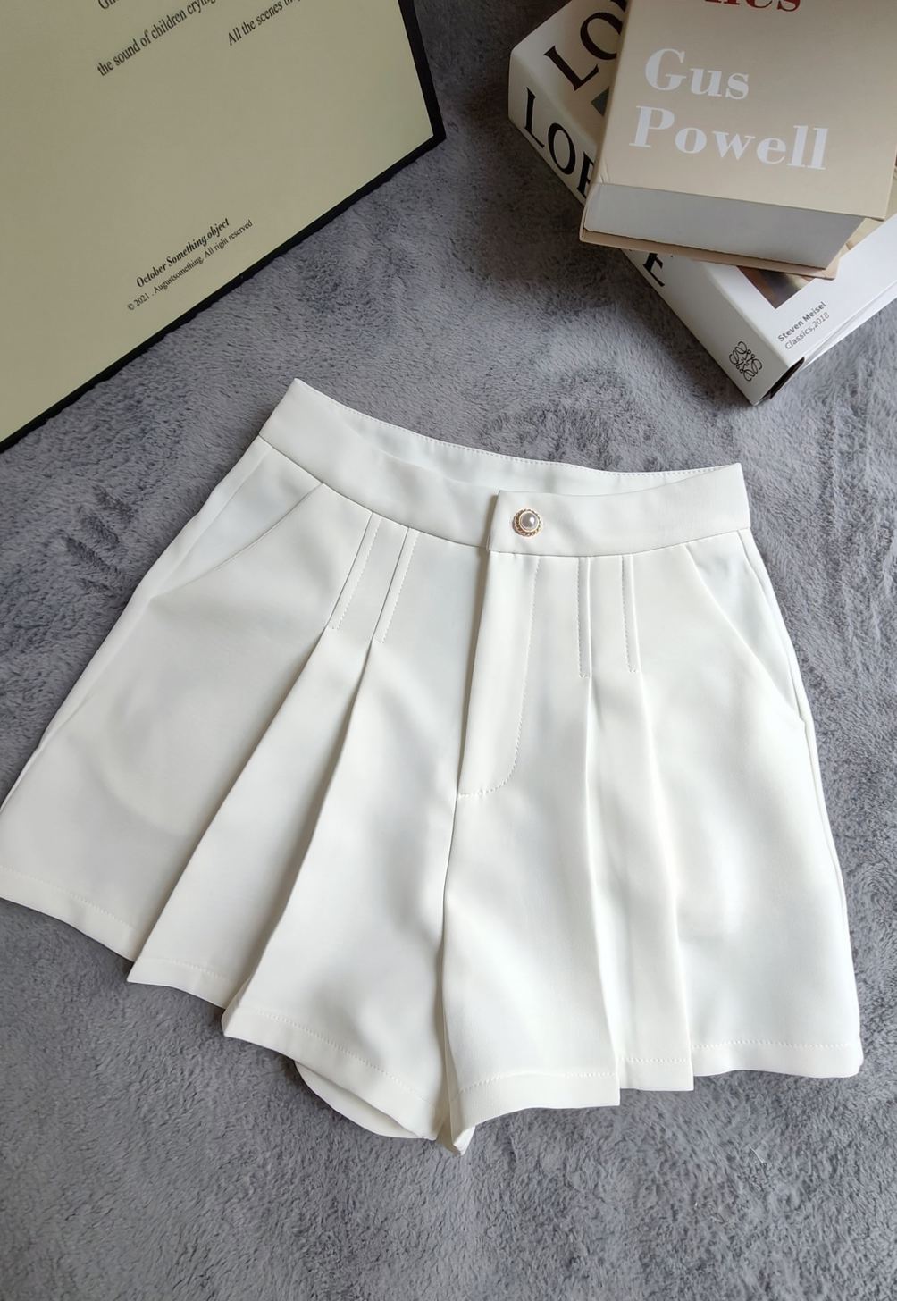 Pearl Button Pleated Blouse 珍珠扣百褶短款*3 Colors