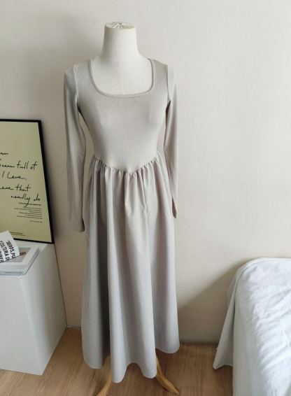 Fiona Long Sleeve Knitted Dress 方领长袖针织连衣裙*2 Colors 