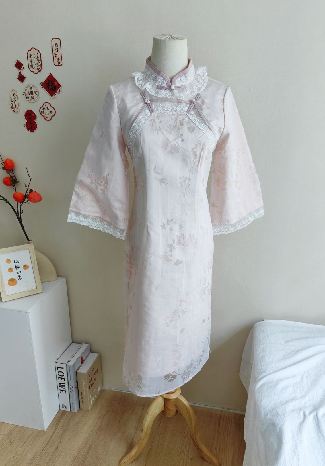 Pink Charm Lace Cheongsam粉黛蕾韵旗袍