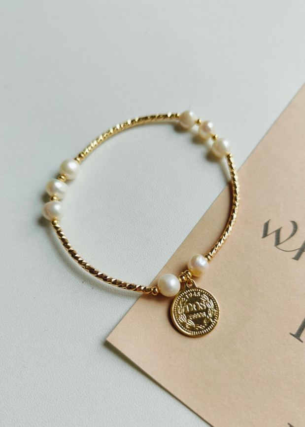 14K Coin and Pearl Bracelet 轻奢铜镀14K金币珍珠手链