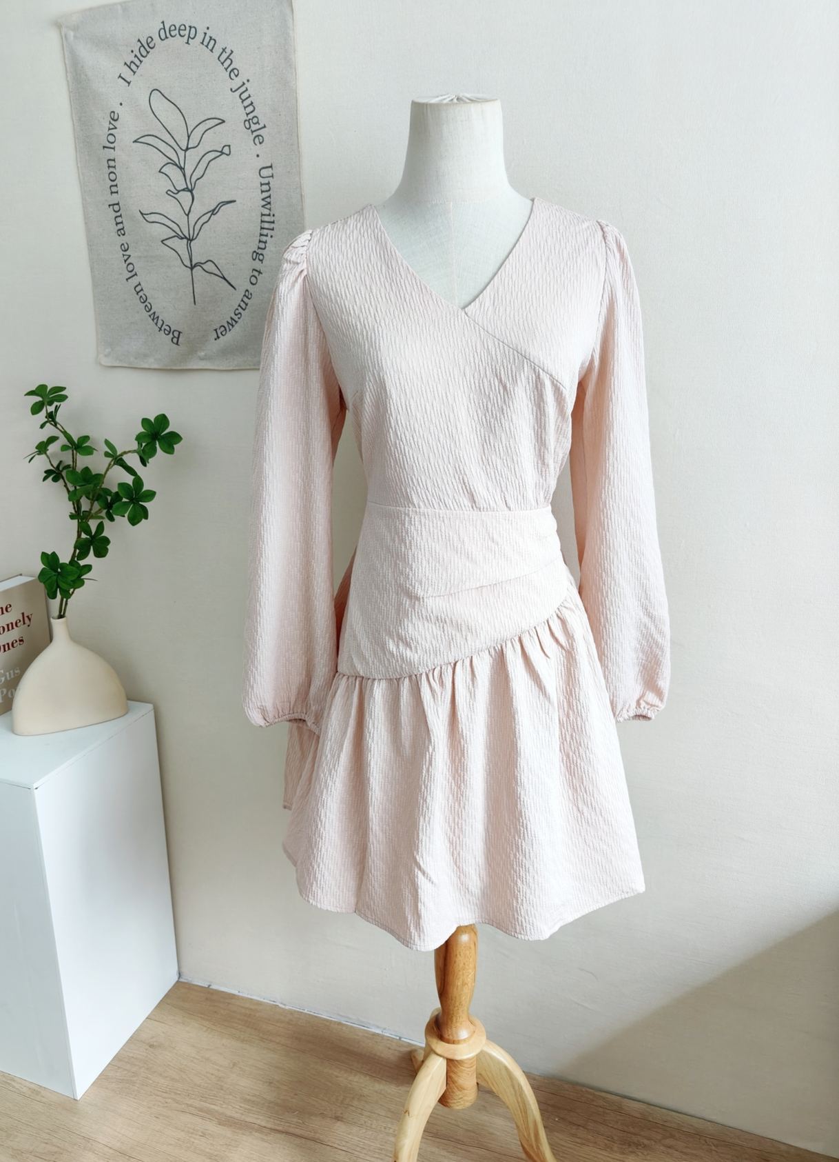 Soft Bloom One-Piece Dress 甜美温柔风连身裙*2 Colors