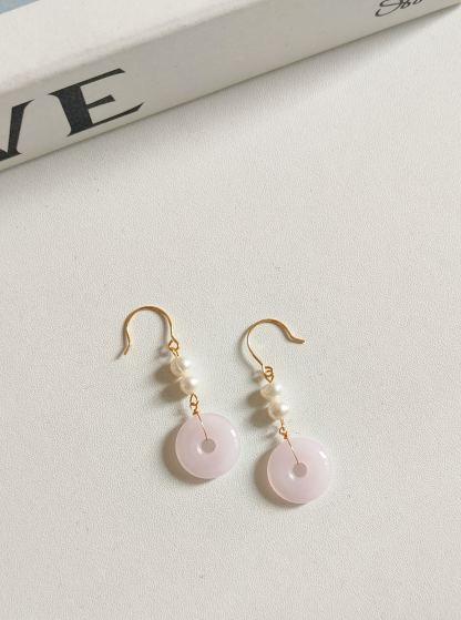 Pink Pearl Jade Hoop Earrings 粉色珍珠玉环耳环