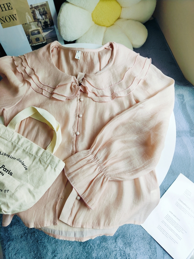 Lovely Ruffled Neck Flare Sleeve Top 温柔小女人~甜美韩系荷叶领喇叭袖上衣*3色