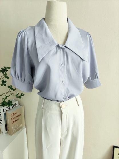  Lavender V-Neck Blouse 熏衣紫V领衬衫