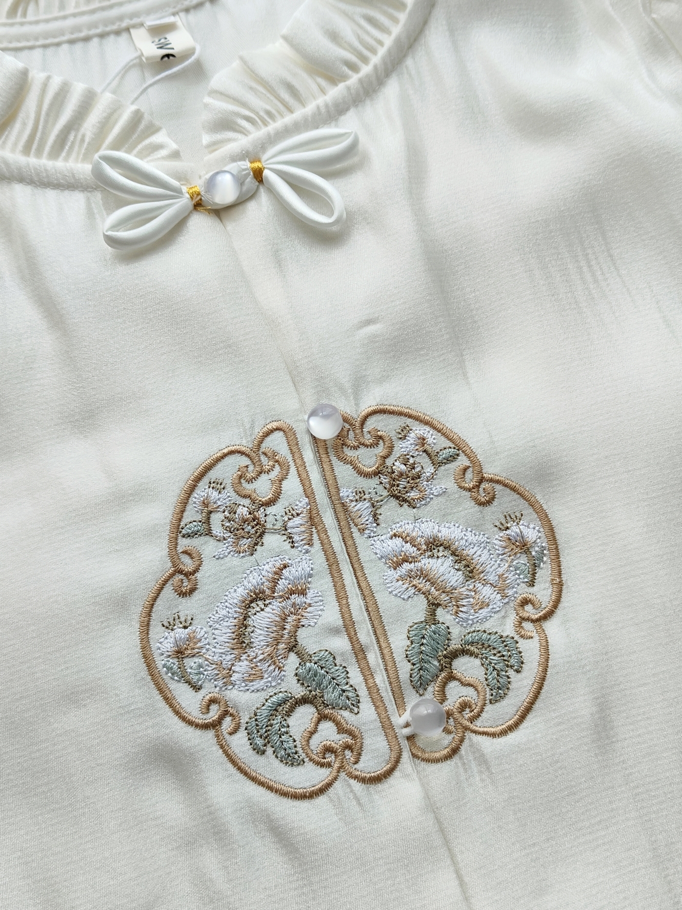 Ruffle Collar Embroidered Tencel Blouse 木耳边立领刺绣天丝衬衫*2Colors
