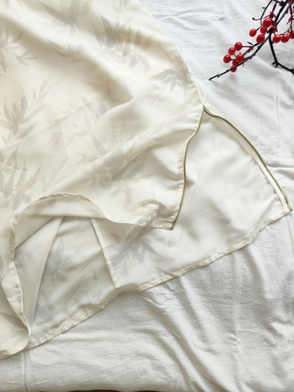 Bright Moon Bamboo Cheongsam玉竹花语改良旗袍