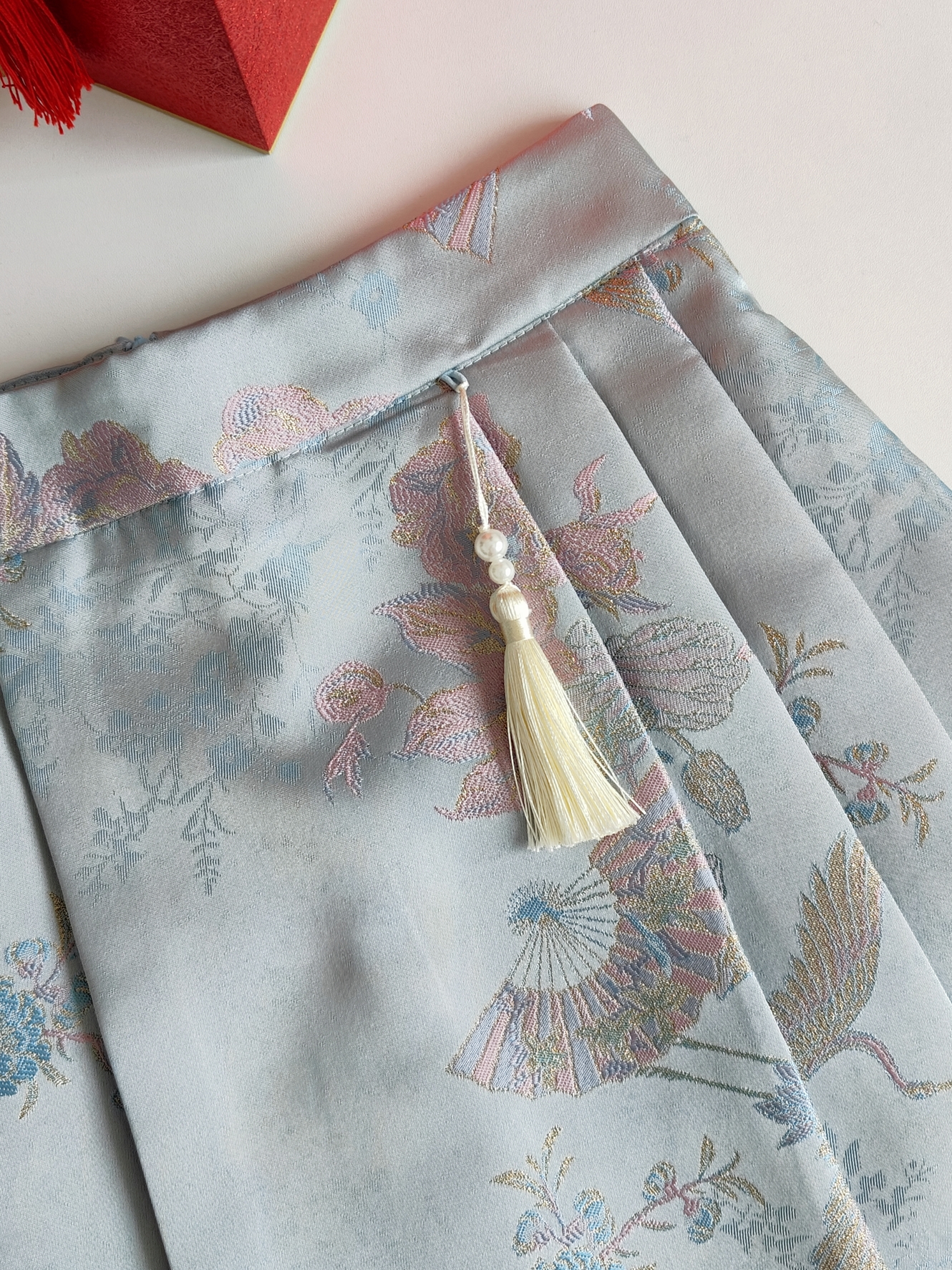 Floral Jacquard Satin Skirt缎面提花马面裙*2 Colors