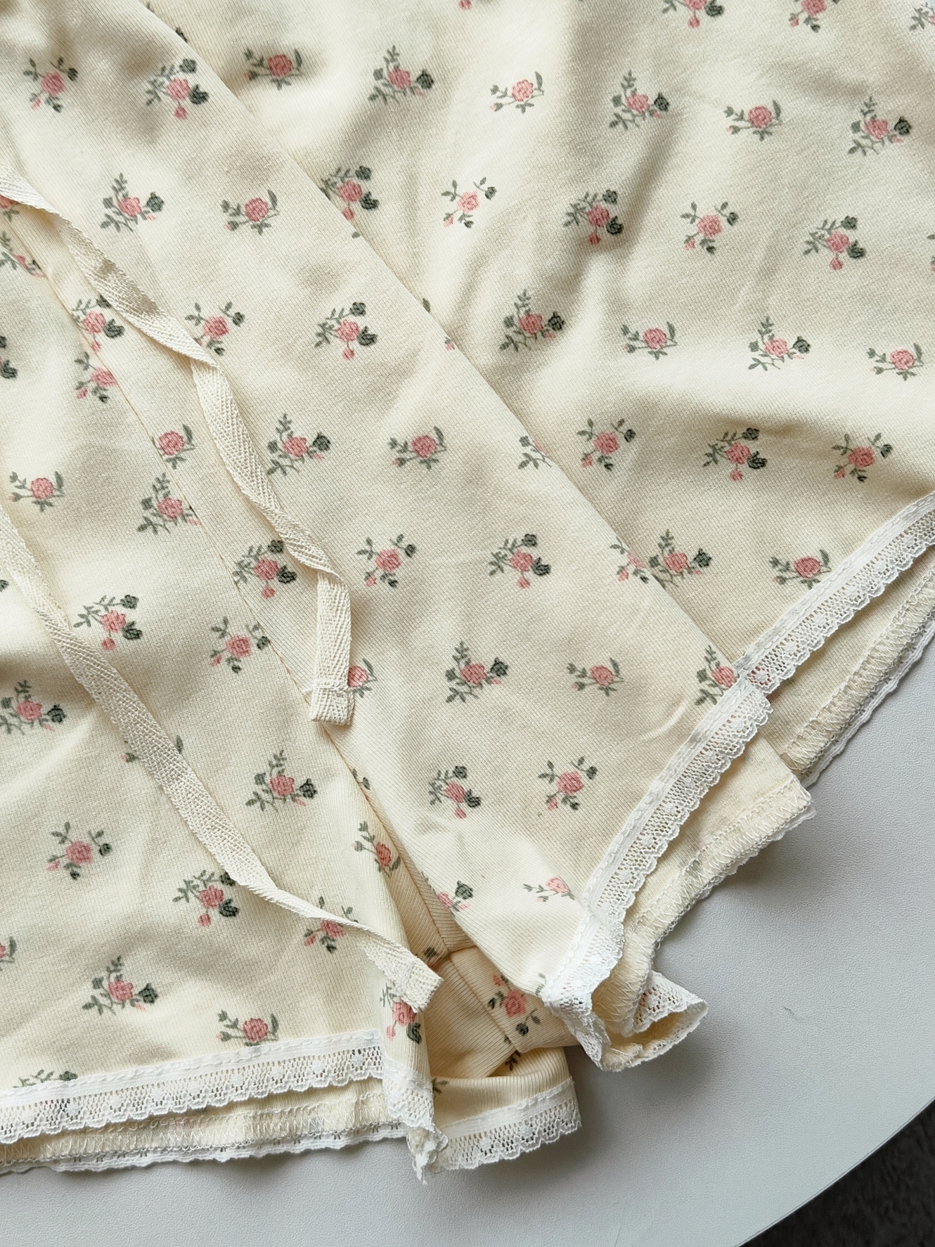 Sweet Lace Floral Homewear Set 碎花蕾丝花边两件套家居服