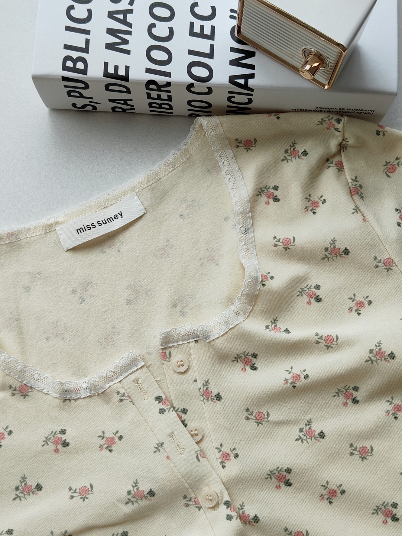 Sweet Lace Floral Homewear Set 碎花蕾丝花边两件套家居服