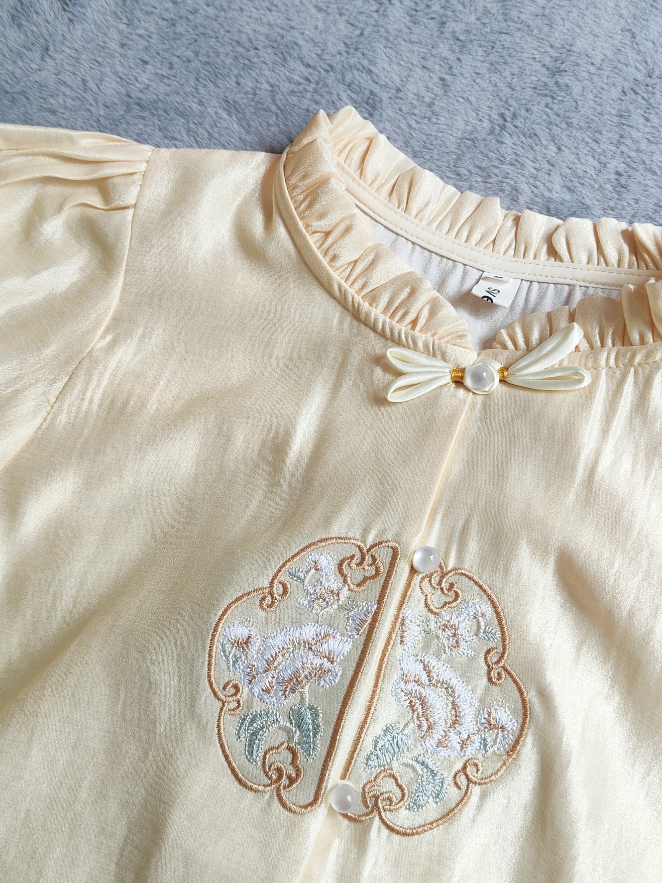 Ruffle Collar Embroidered Tencel Blouse 木耳边立领刺绣天丝衬衫*2Colors