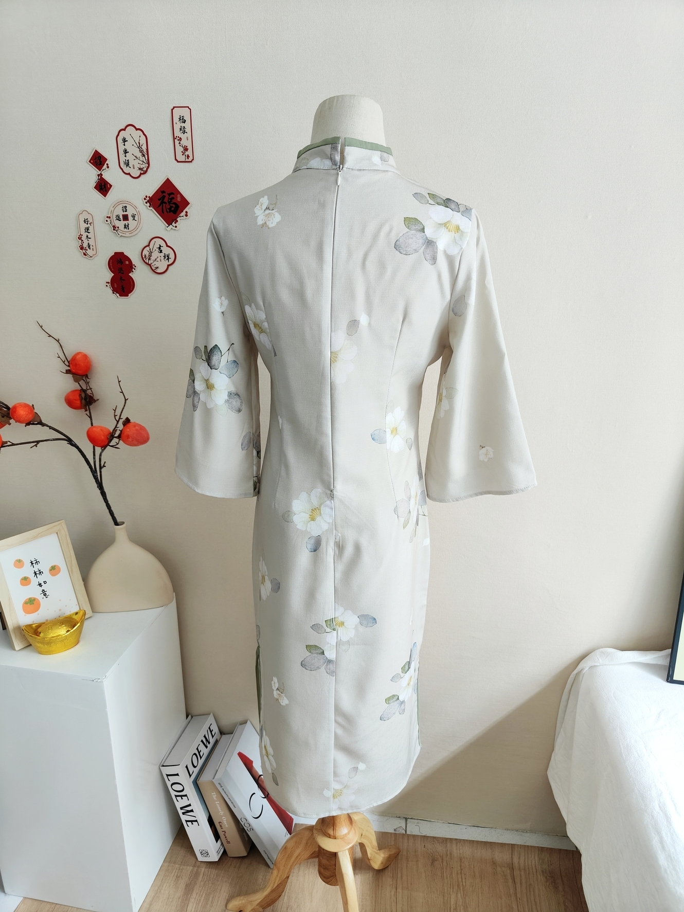 Classic Chinese Two-Piece Set 马甲+旗袍套装