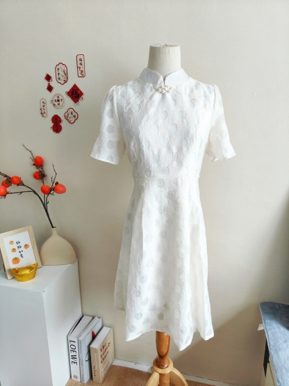 Classic Apricot Cheongsam Dress 杏色中式连衣裙