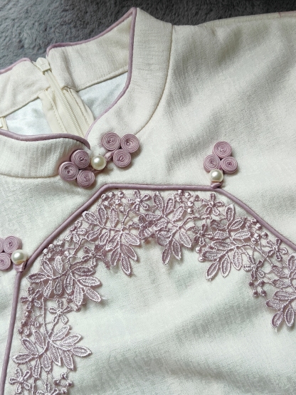 Lilac Grace Lace Cheongsam 紫色蕾丝旗袍