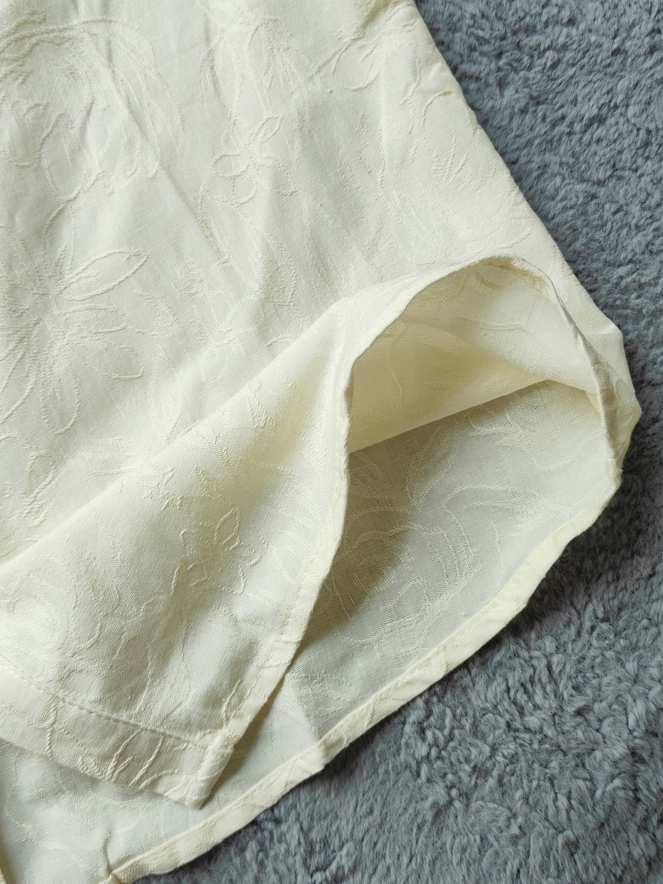 Chinese Knot Ruffle Shirt 盘扣荷叶边衬衫