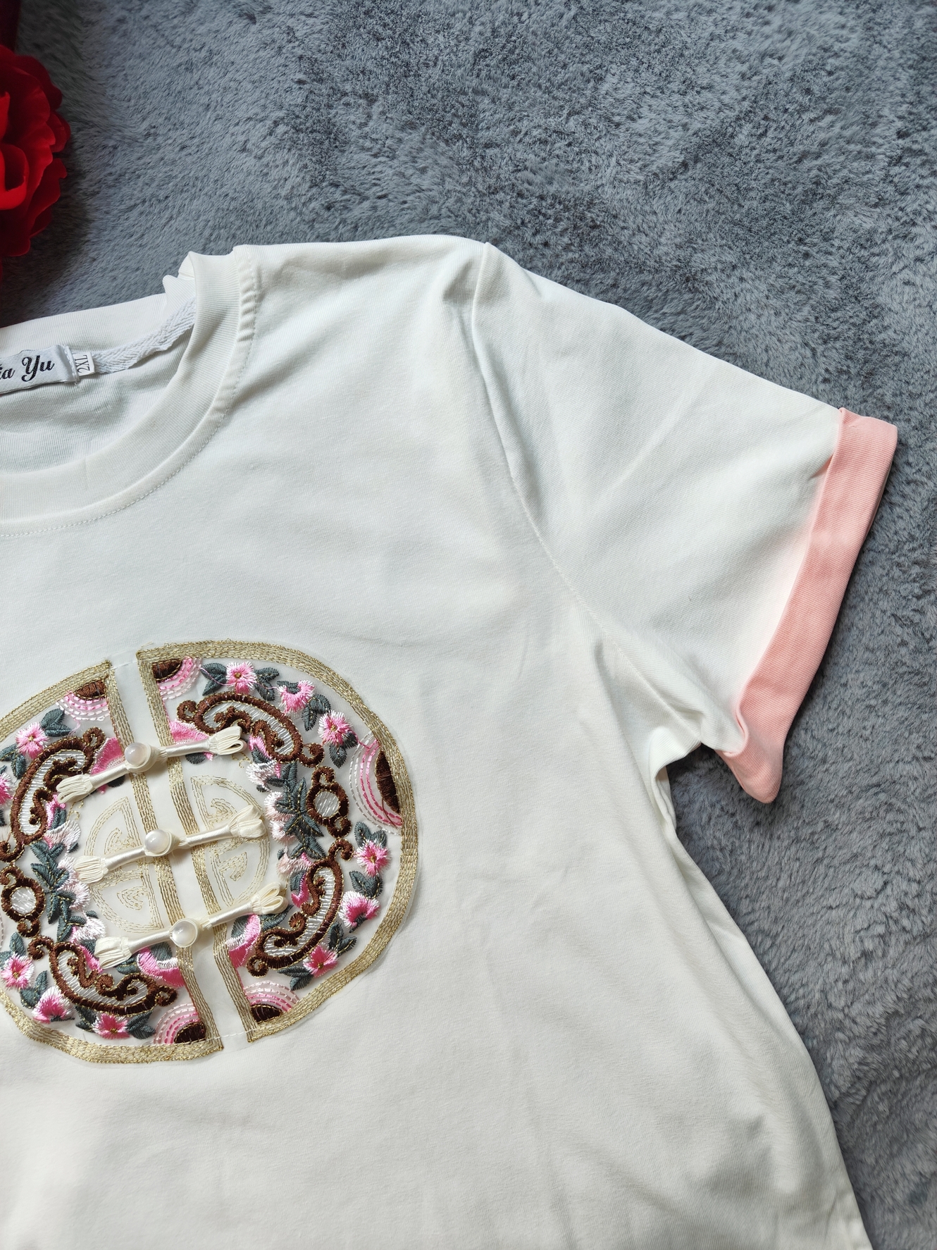 Contrast Embroidered Tee 新中式刺绣撞色T恤*2 Colors