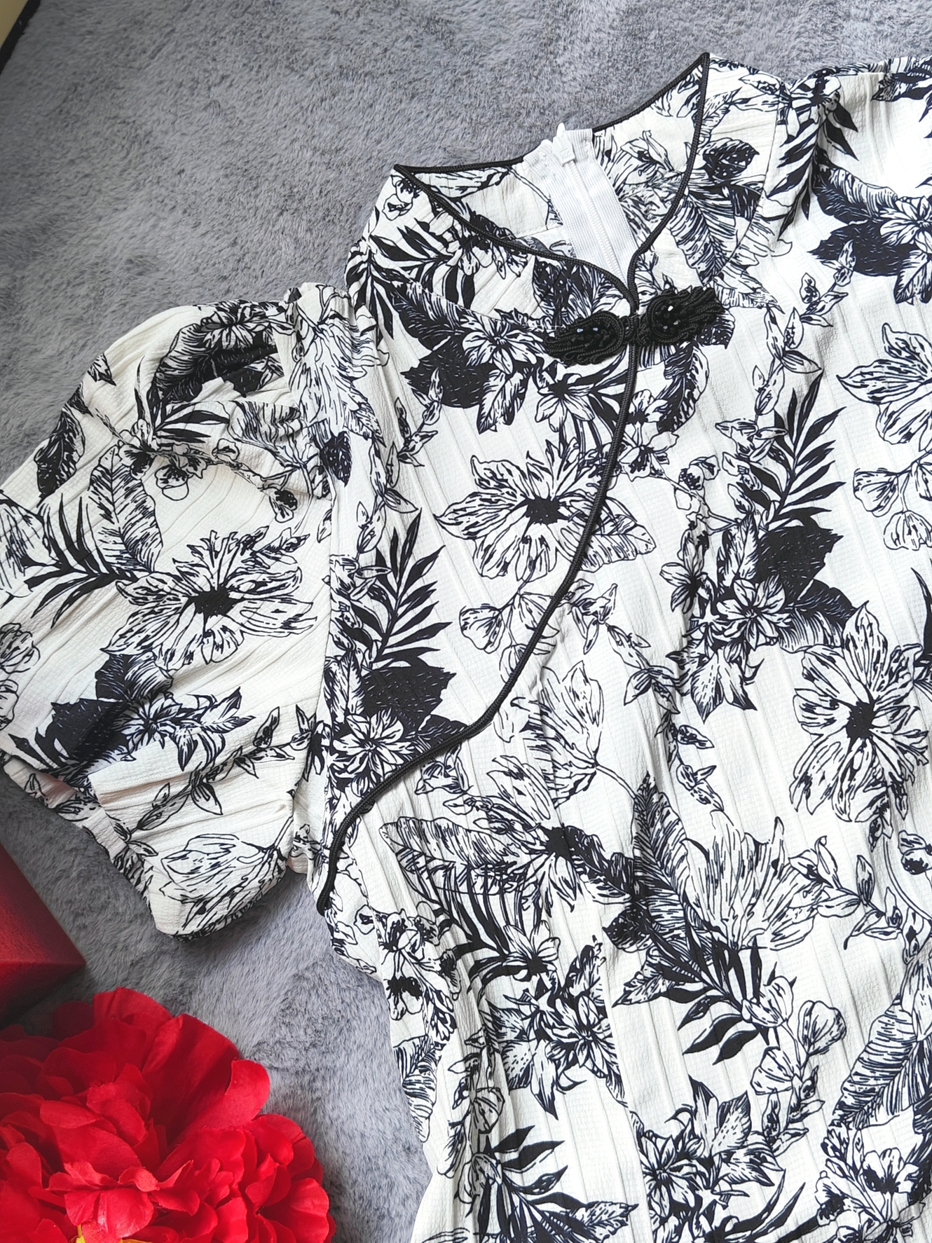 Elegant Floral Cheongsam 典雅花型旗袍