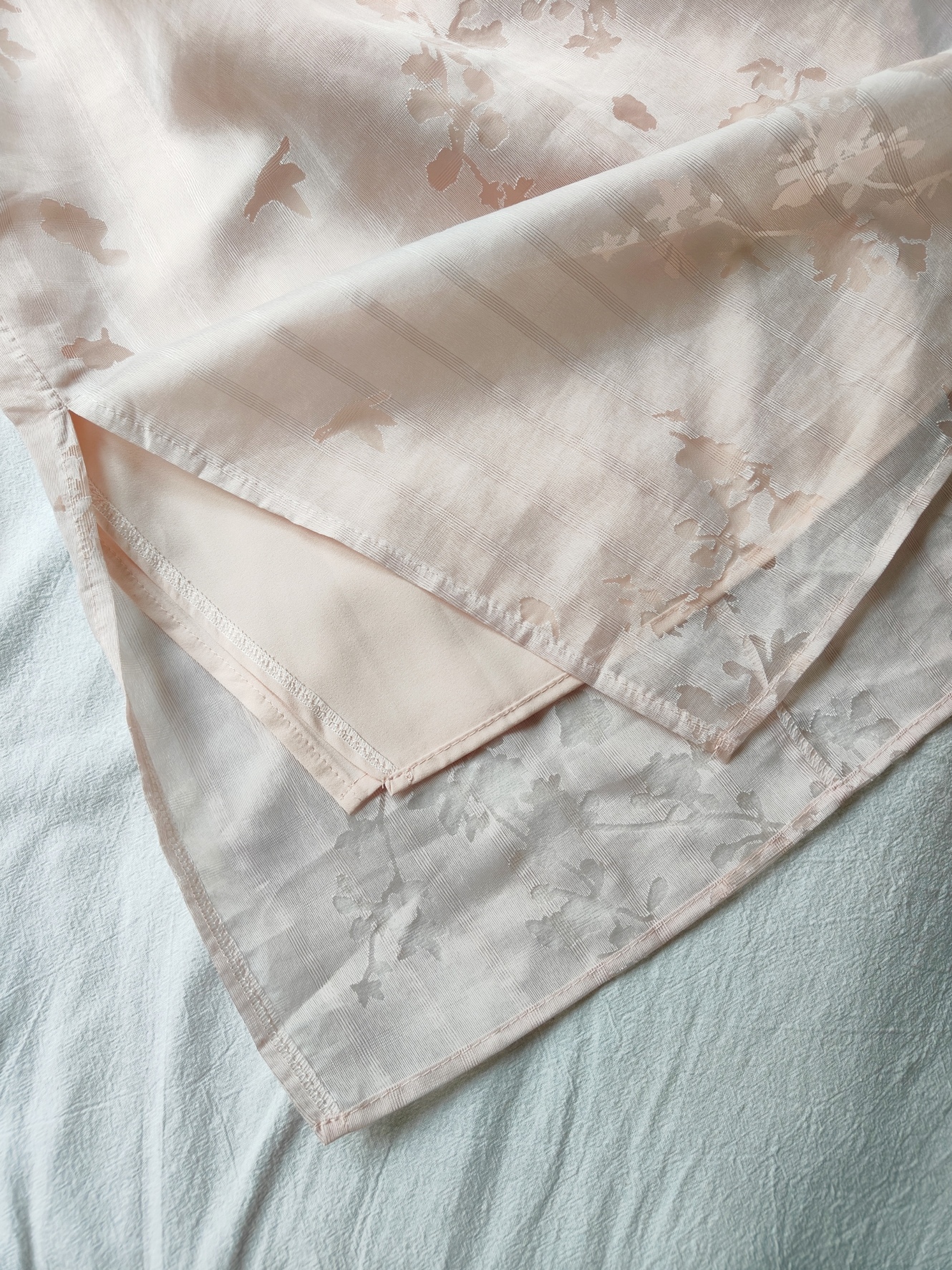 Pink Charm Lace Cheongsam粉黛蕾韵旗袍