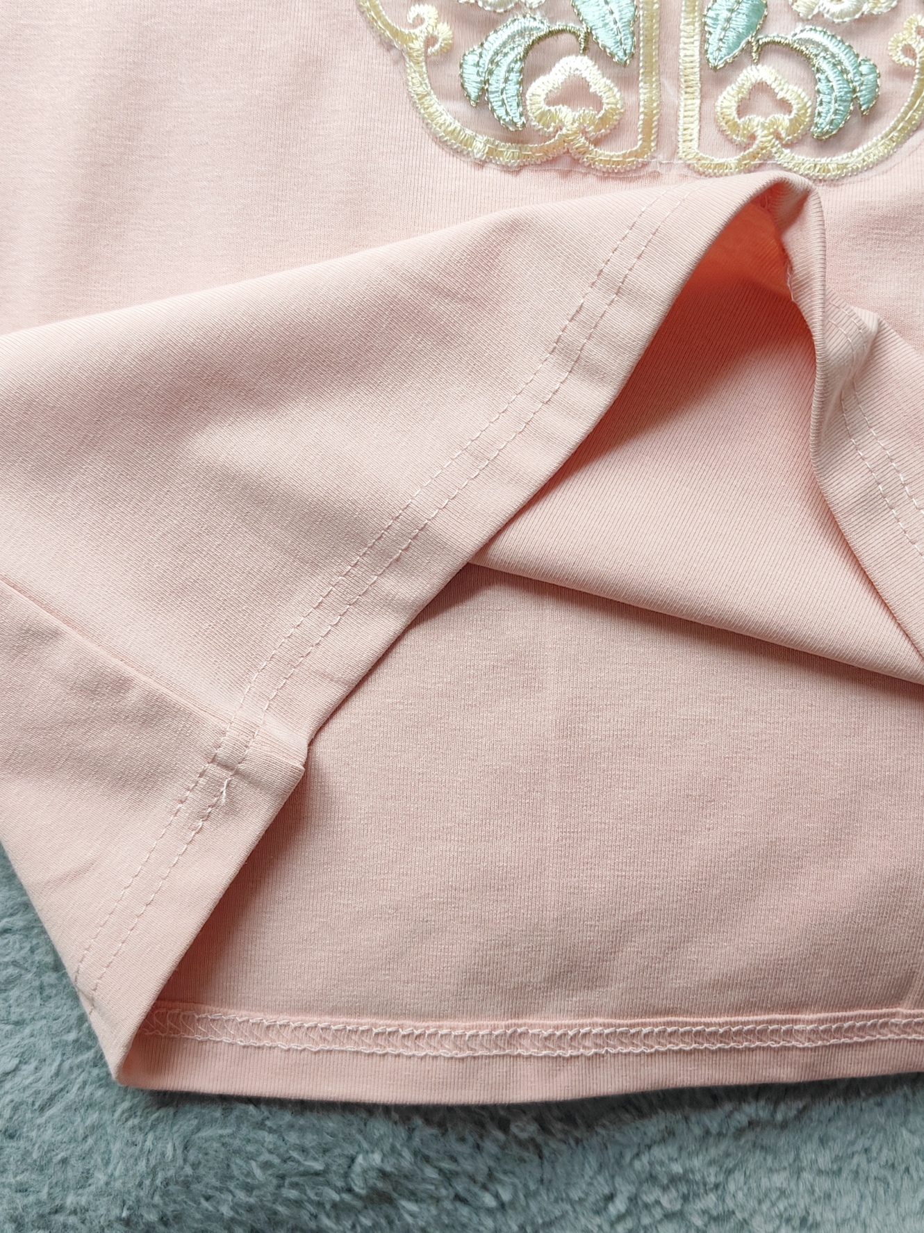 Ribbed Texture Embroidered Crop Tee 刺绣螺纹短款t恤*4 Colors 