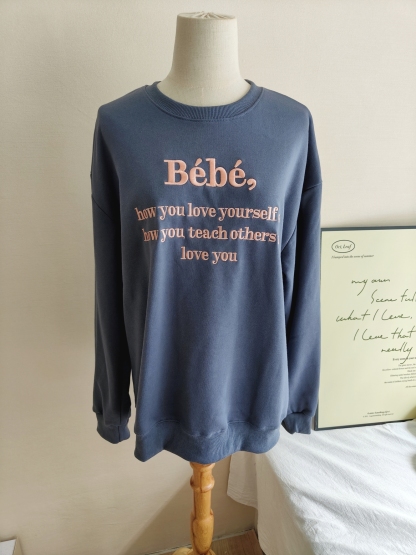 Macaron Bebe Embroidered Sweatshirt 马卡龙色Bebe刺绣宽松卫衣*2Colors