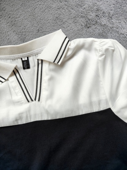 Faux Two-Piece Polo Dress Polo领假两件连衣裙 