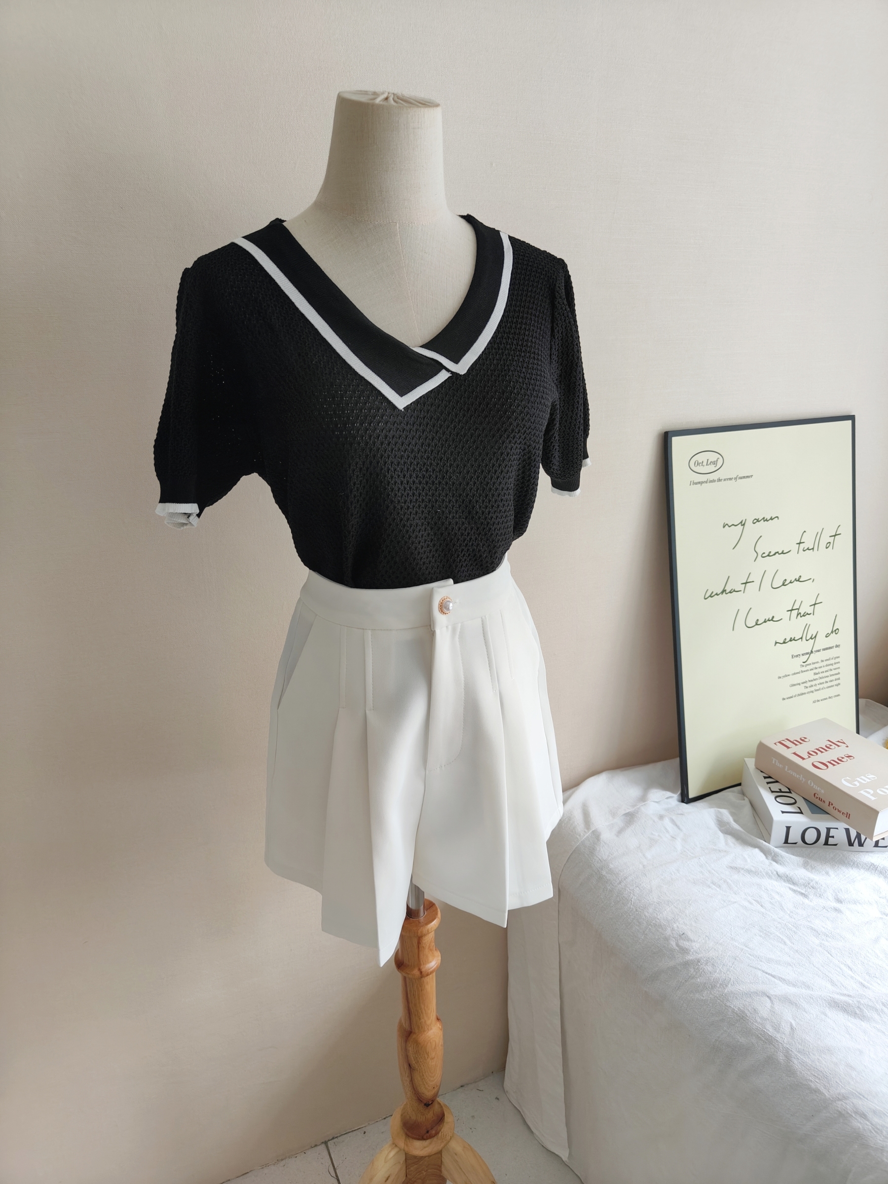 Pearl Button Pleated Blouse 珍珠扣百褶短款*3 Colors