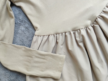 Fiona Long Sleeve Knitted Dress 方领长袖针织连衣裙*2 Colors 