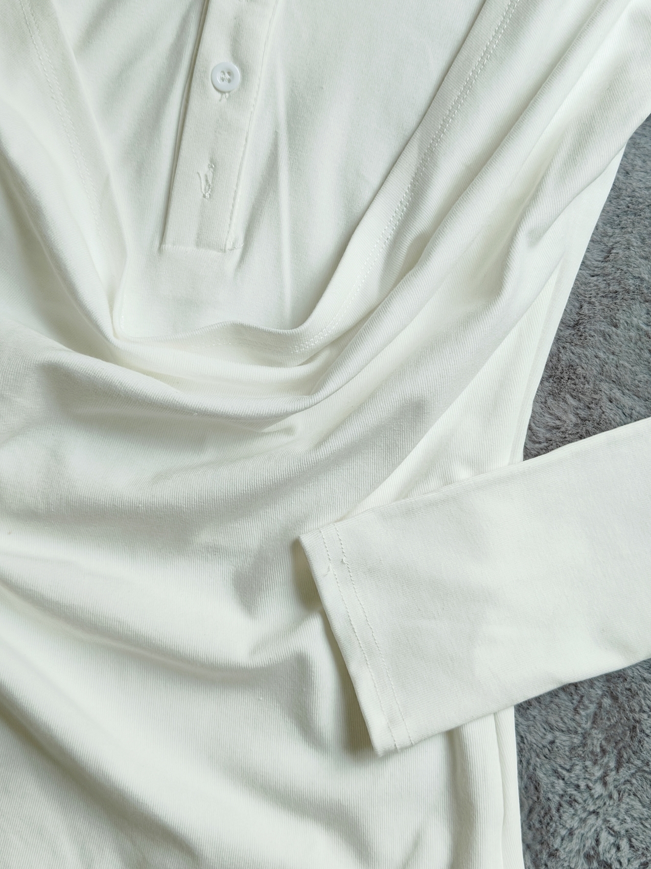 Viera DuoFit Top OL假两件修身长袖T恤*white & black