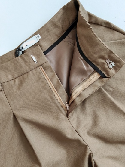 Thalia A-Line Casual Shorts A字高腰休闲短裤