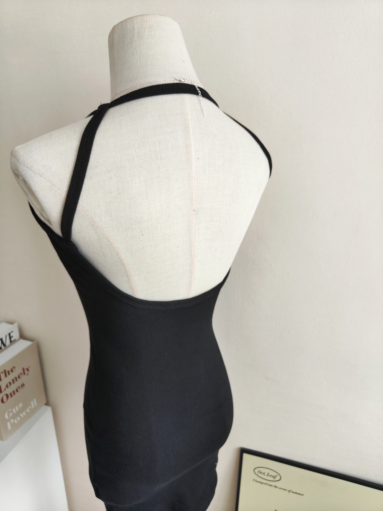 Halter Backless Dress 欧美风挂脖露背连衣裙