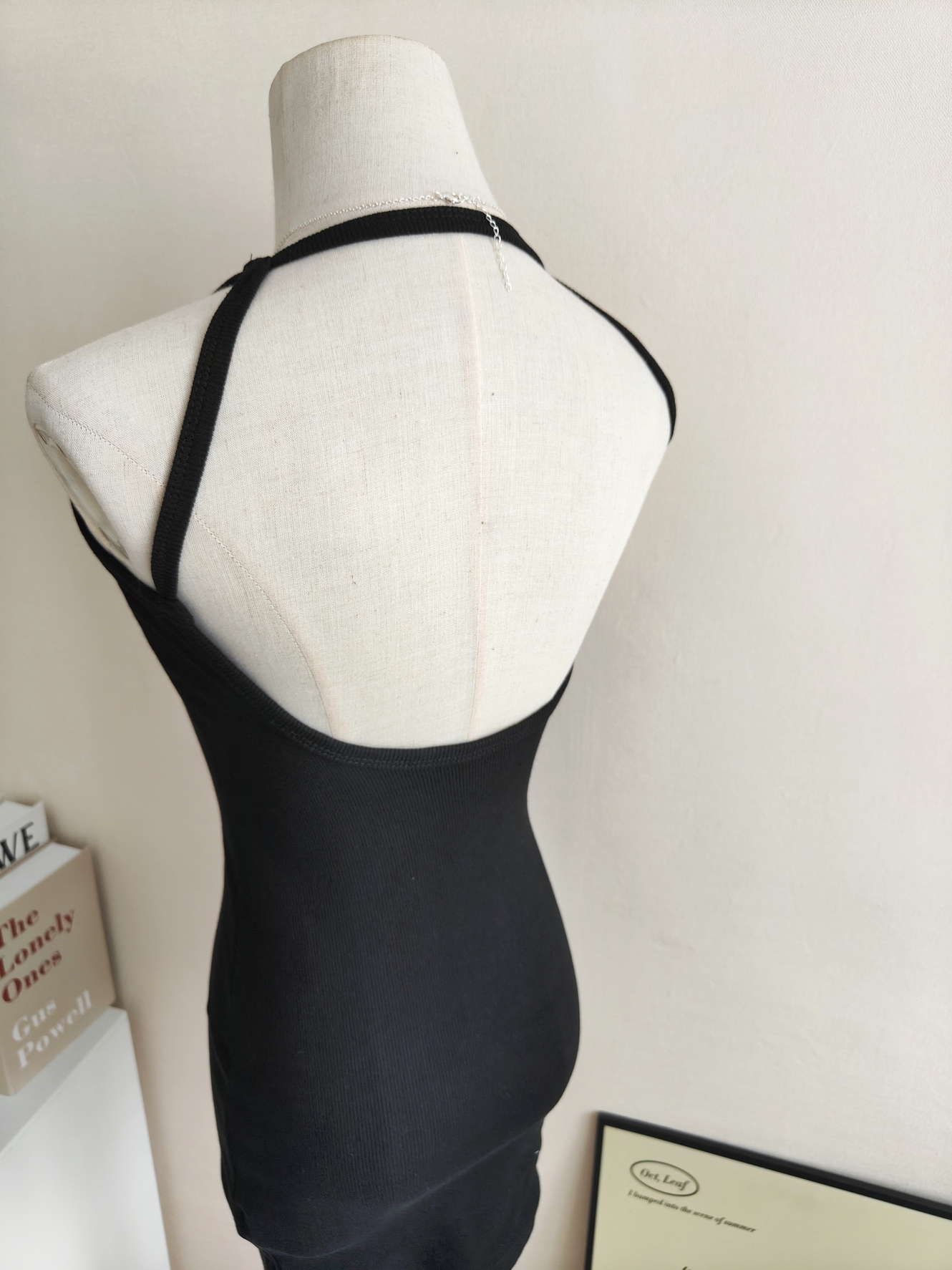 Halter Backless Dress 欧美风挂脖露背连衣裙