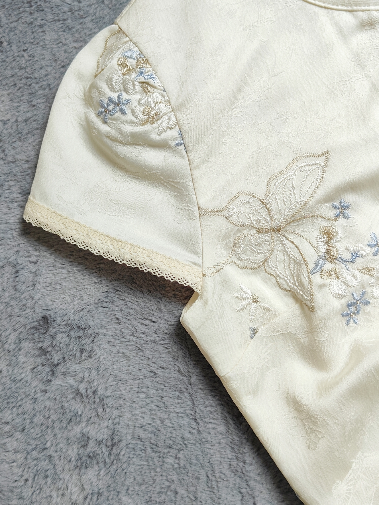 Elowen Embroidered Cheongsam气质温婉刺绣旗袍*2 Colors