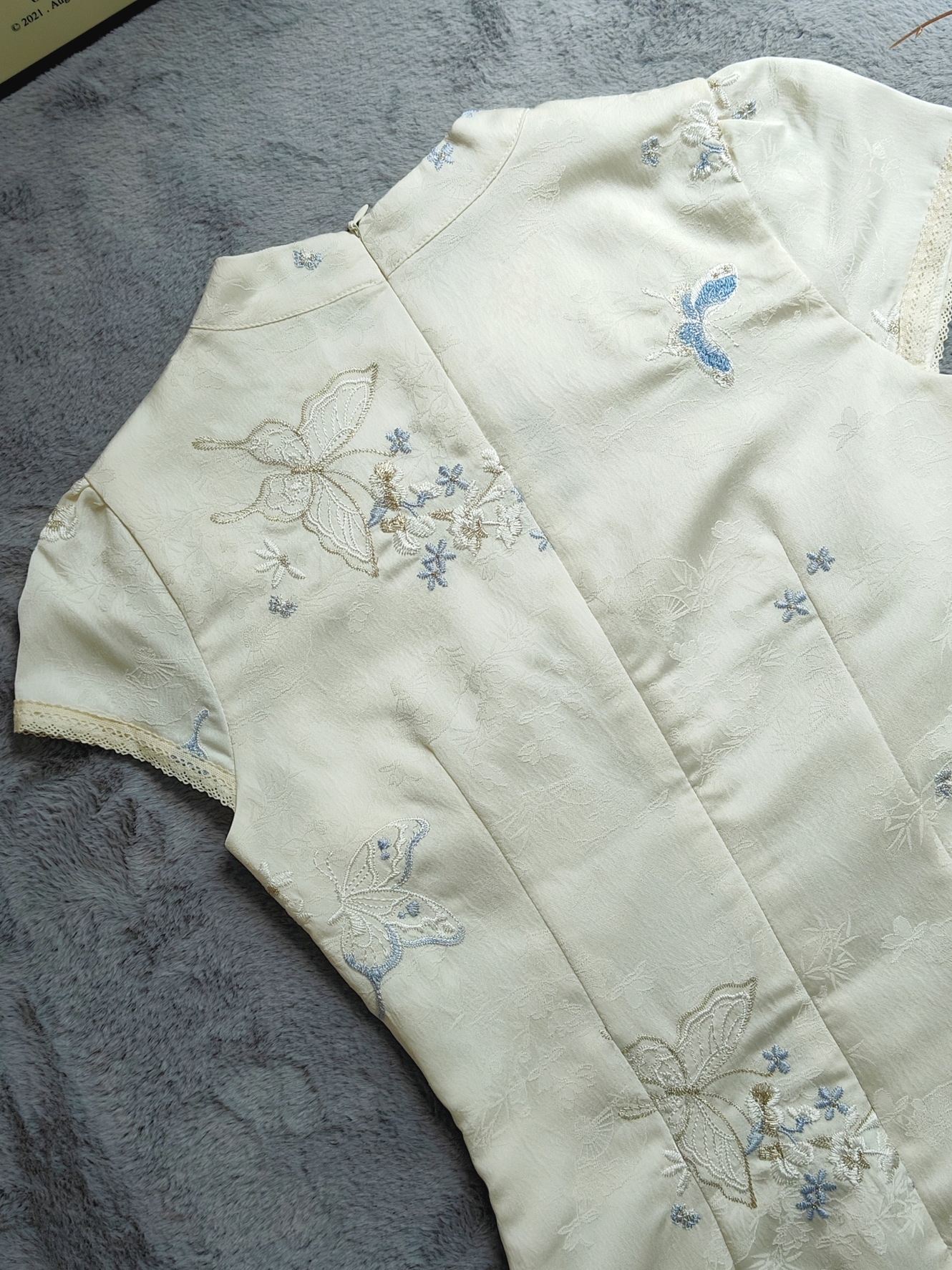 Elowen Embroidered Cheongsam气质温婉刺绣旗袍*2 Colors