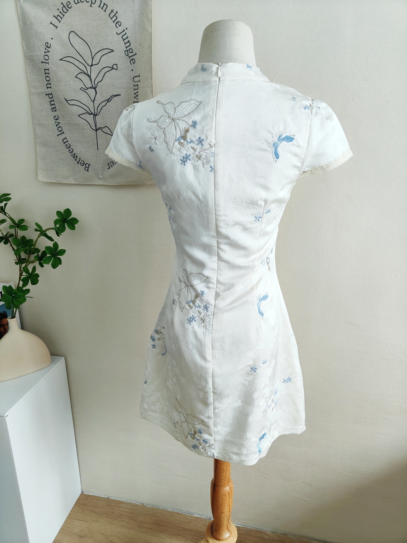 Elowen Embroidered Cheongsam气质温婉刺绣旗袍*2 Colors