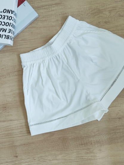 Eyelet A-Line Shorts 镂空A字短裤*4 Colors