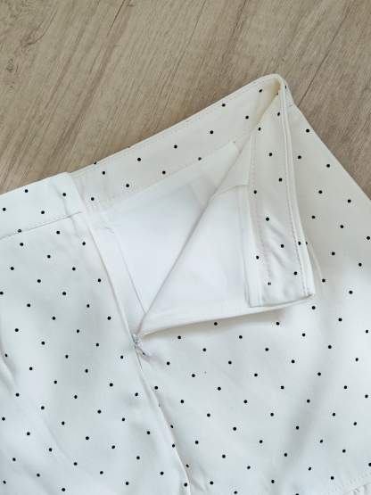 Polka Dot Ruffle Hem Skirt 木耳边波点半身裙*3 Colors