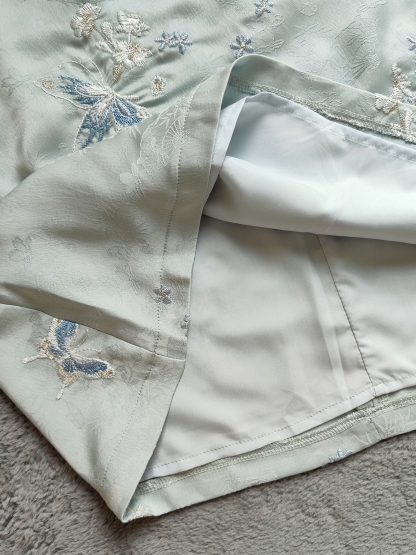 Elowen Embroidered Cheongsam气质温婉刺绣旗袍*2 Colors