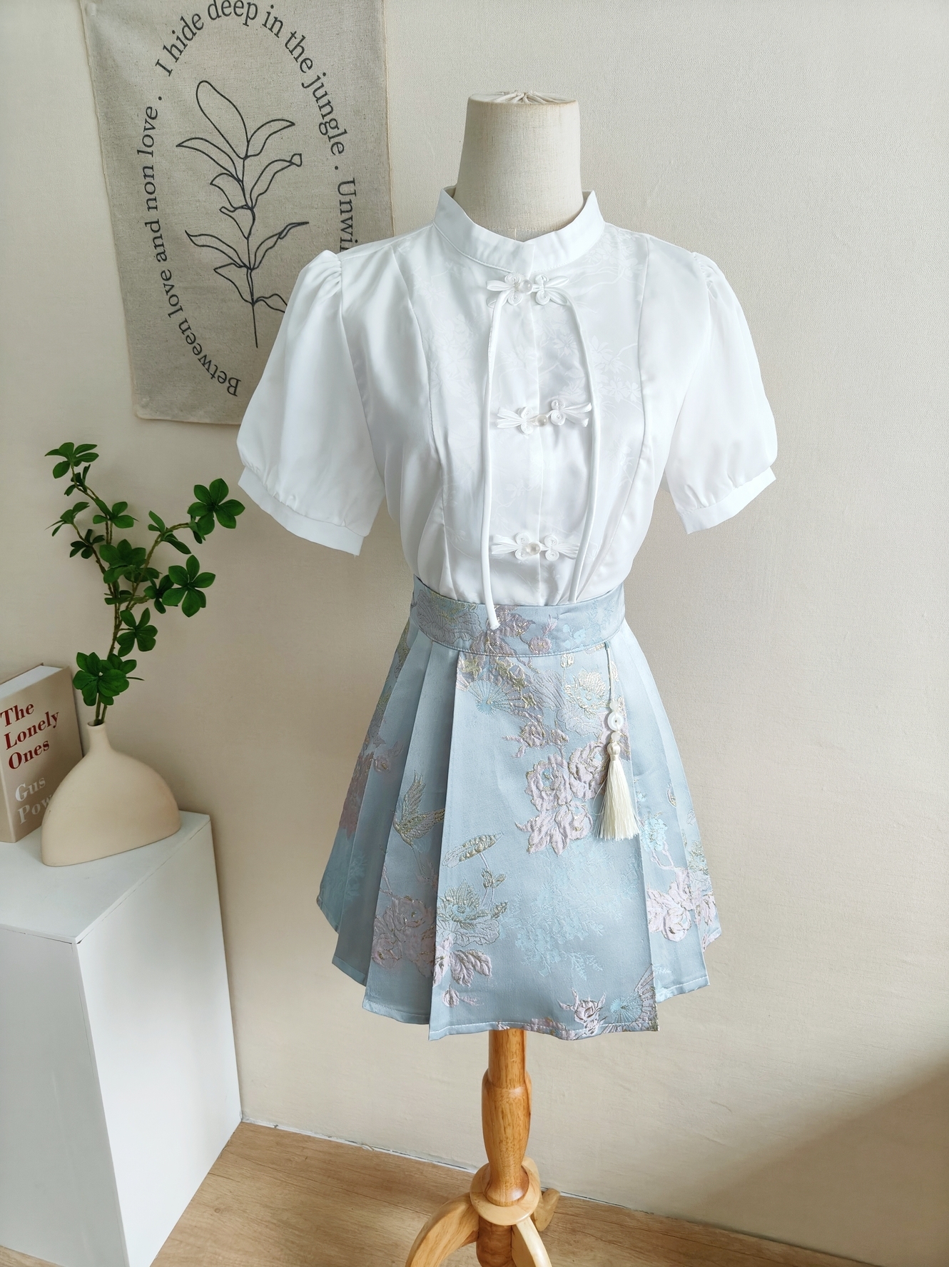 Floral Jacquard Satin Skirt缎面提花马面裙*2 Colors