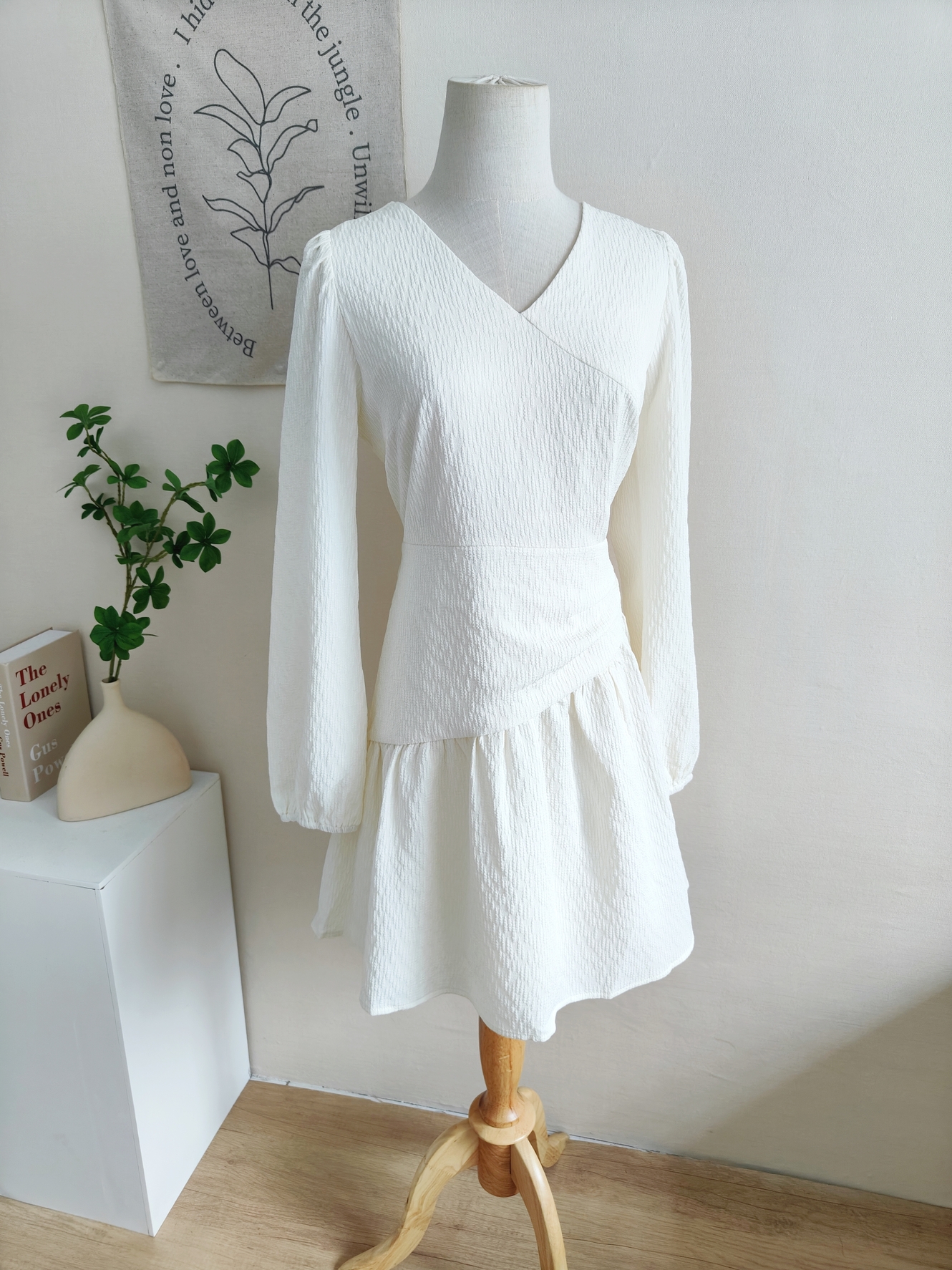 Soft Bloom One-Piece Dress 甜美温柔风连身裙*2 Colors