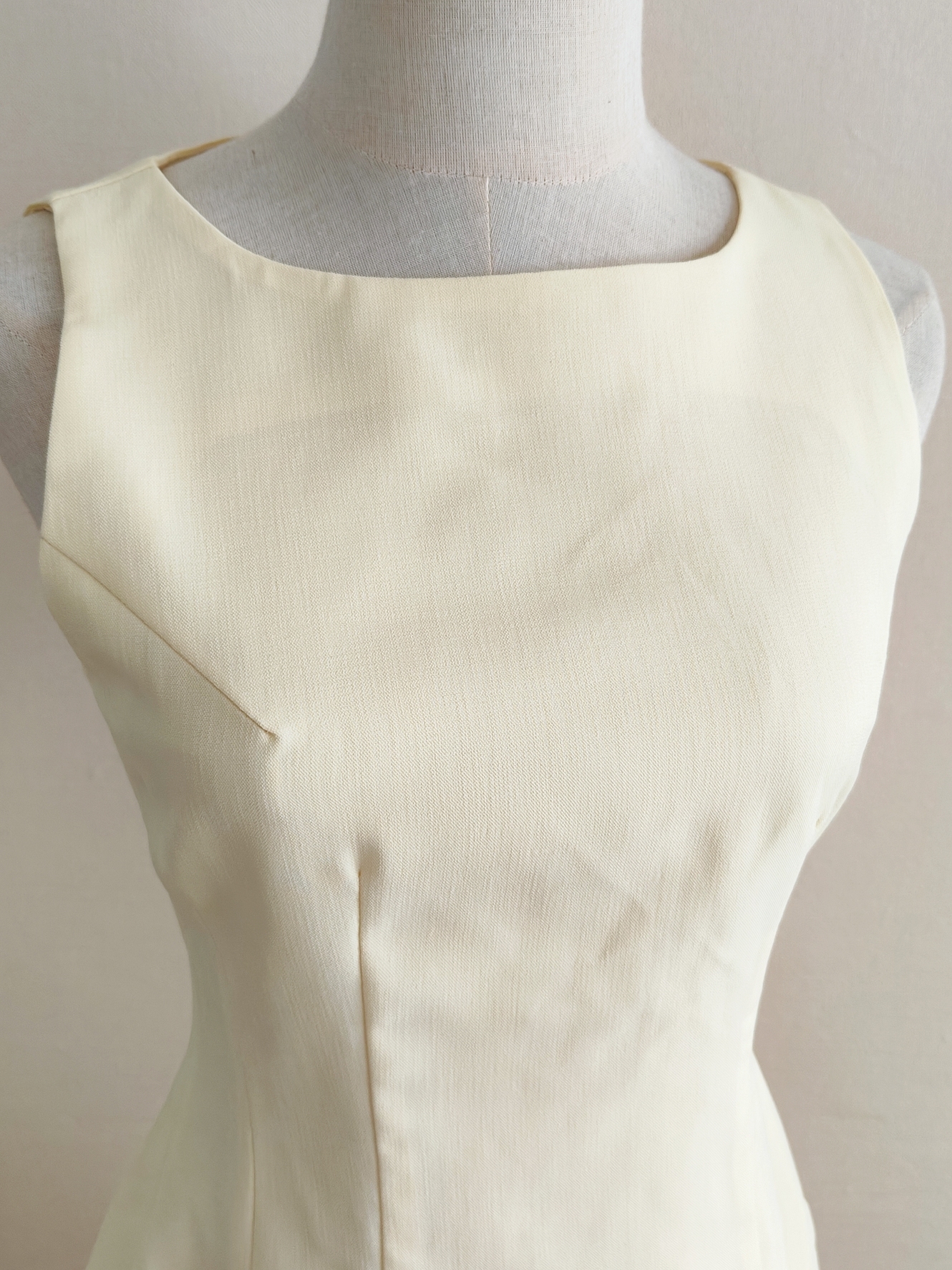 Avenna Round Neck Waist Dress 纯色圆领收腰连身裙*7 Colors