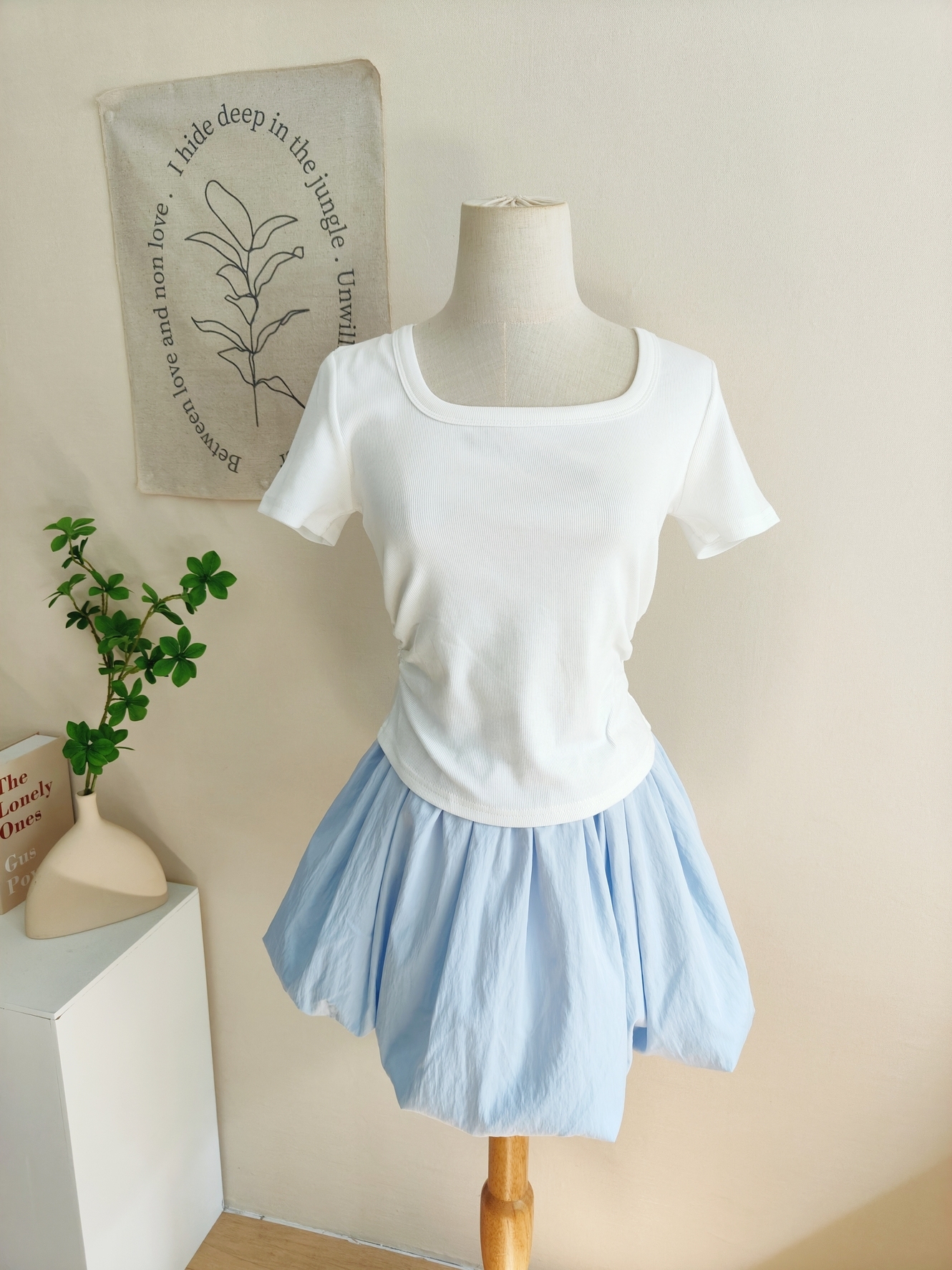 Slim Crop Tee 方领收腰短款T恤*4 Colors