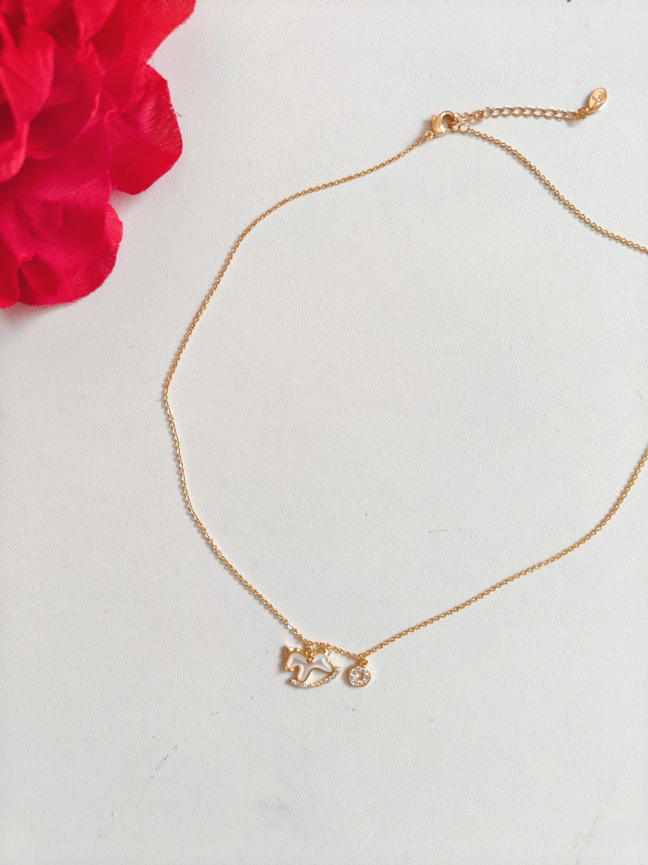 Lucky Horse Shell Collarbone Necklace 马年天然贝壳锁骨链