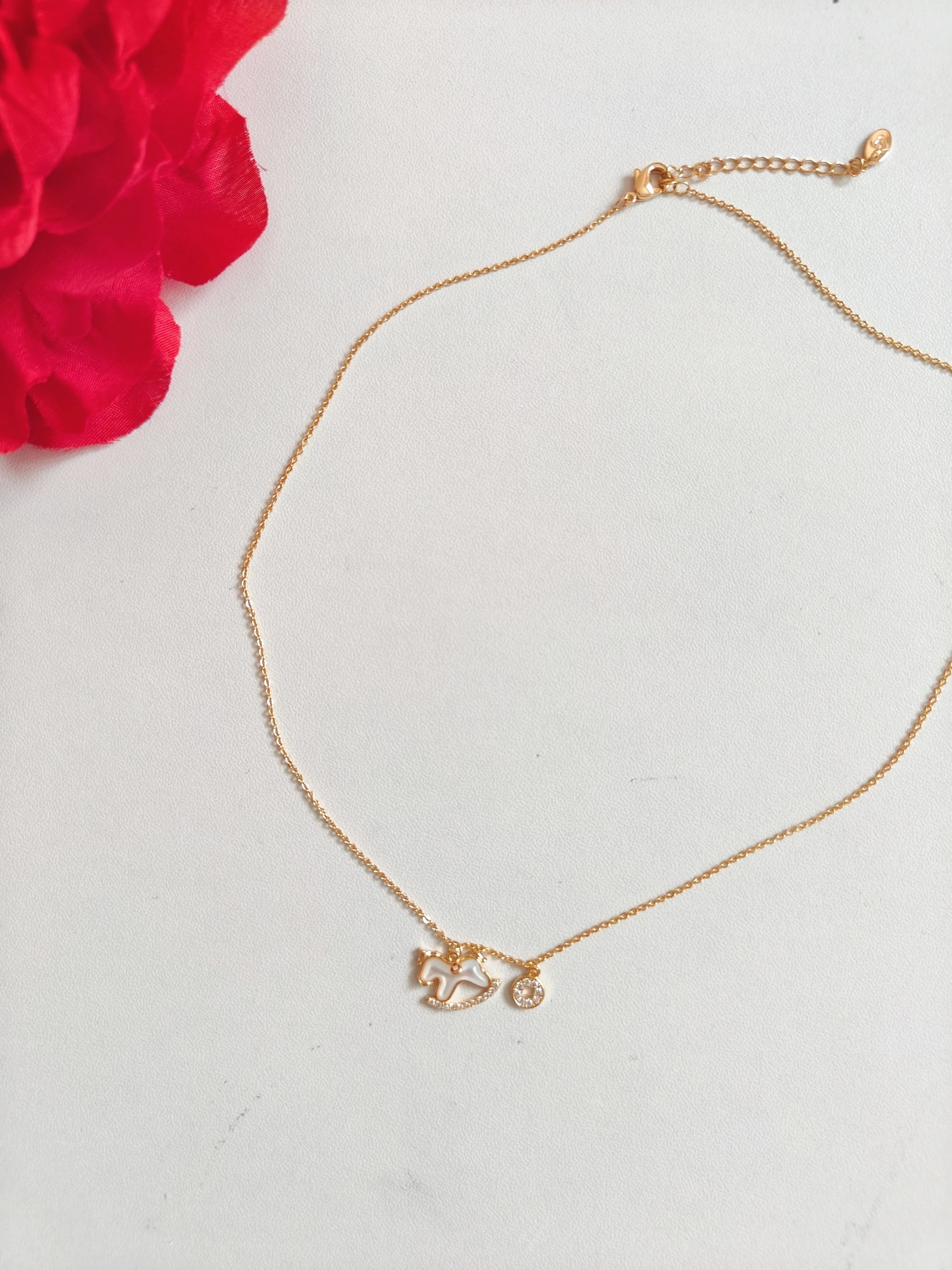 Lucky Horse Shell Collarbone Necklace 马年天然贝壳锁骨链