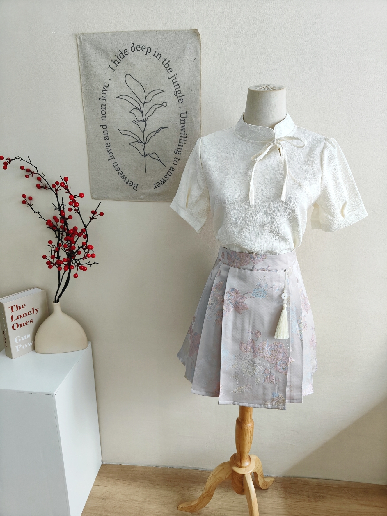 Floral Jacquard Satin Skirt缎面提花马面裙*2 Colors