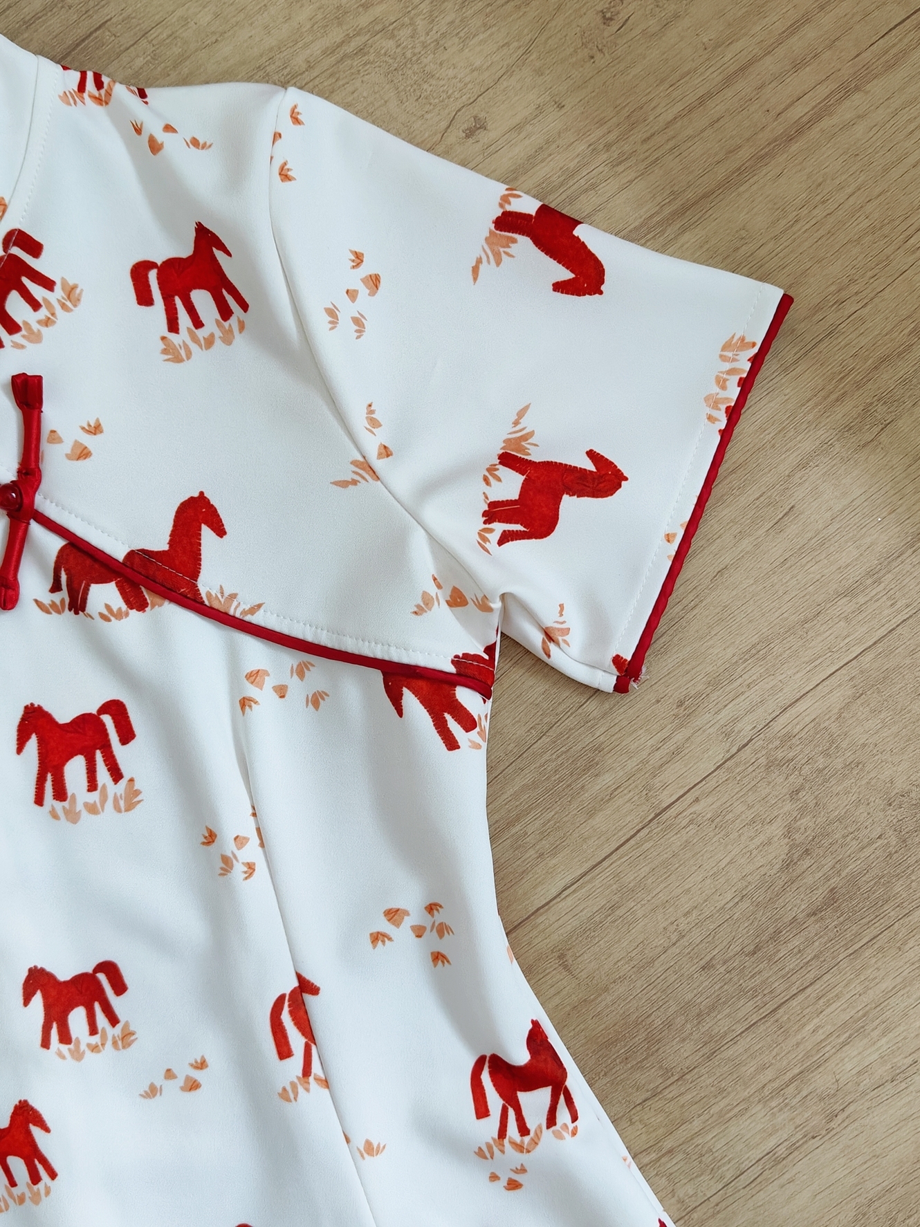 Lucky Horse Two-Piece Set 祥马迎春中式2件套