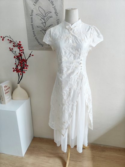 米色中式连衣裙 Beige Minimal Chinese Dress