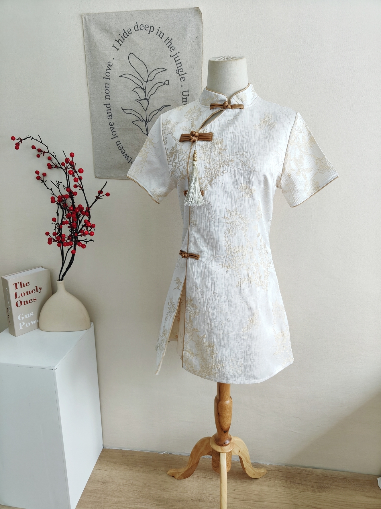 Gold-Trim Jacquard Tassel Two-Piece Set 金边中式提花流苏中式2件套