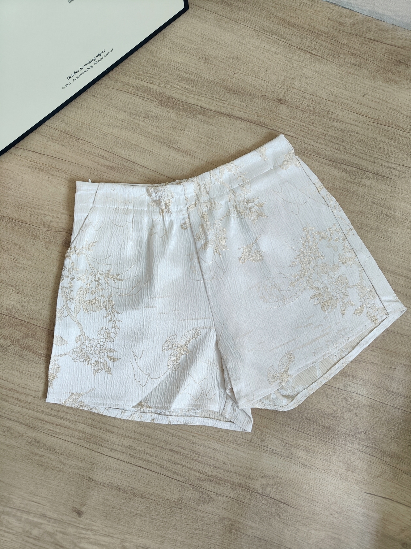 Gold-Trim Jacquard Tassel Two-Piece Set 金边中式提花流苏中式2件套