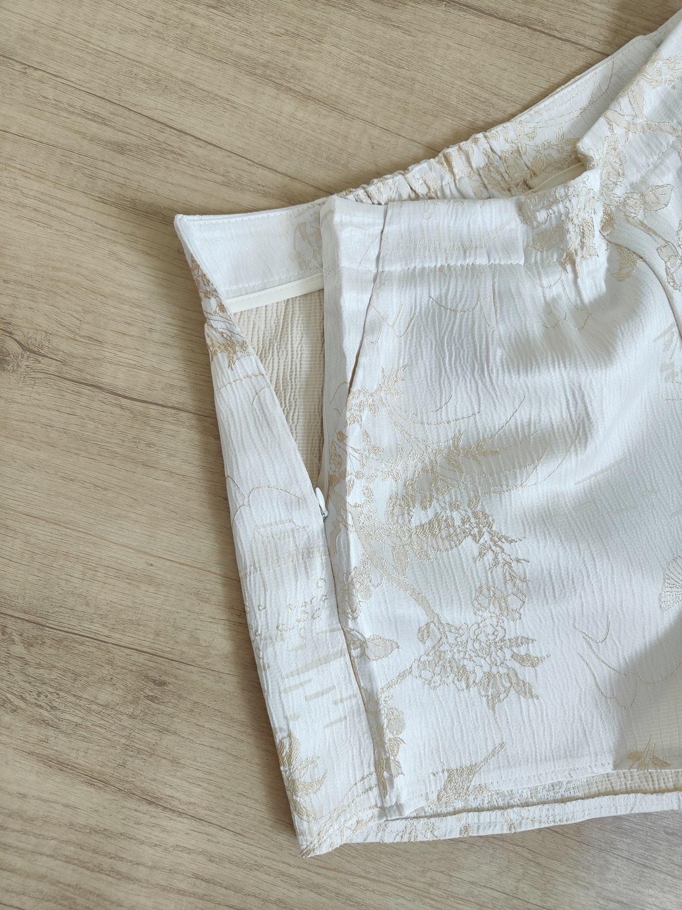 Gold-Trim Jacquard Tassel Two-Piece Set 金边中式提花流苏中式2件套