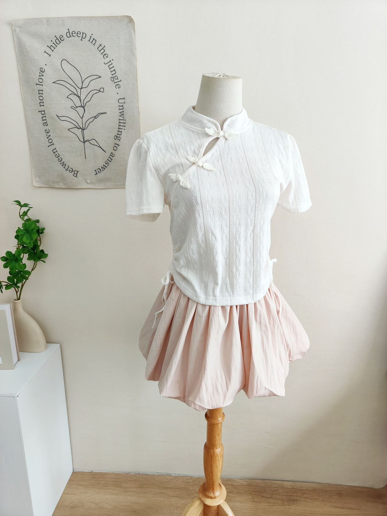 Frog-Button Stand Collar Drawstring T-Shirt 盘扣立领抽绳T恤*2 Colors