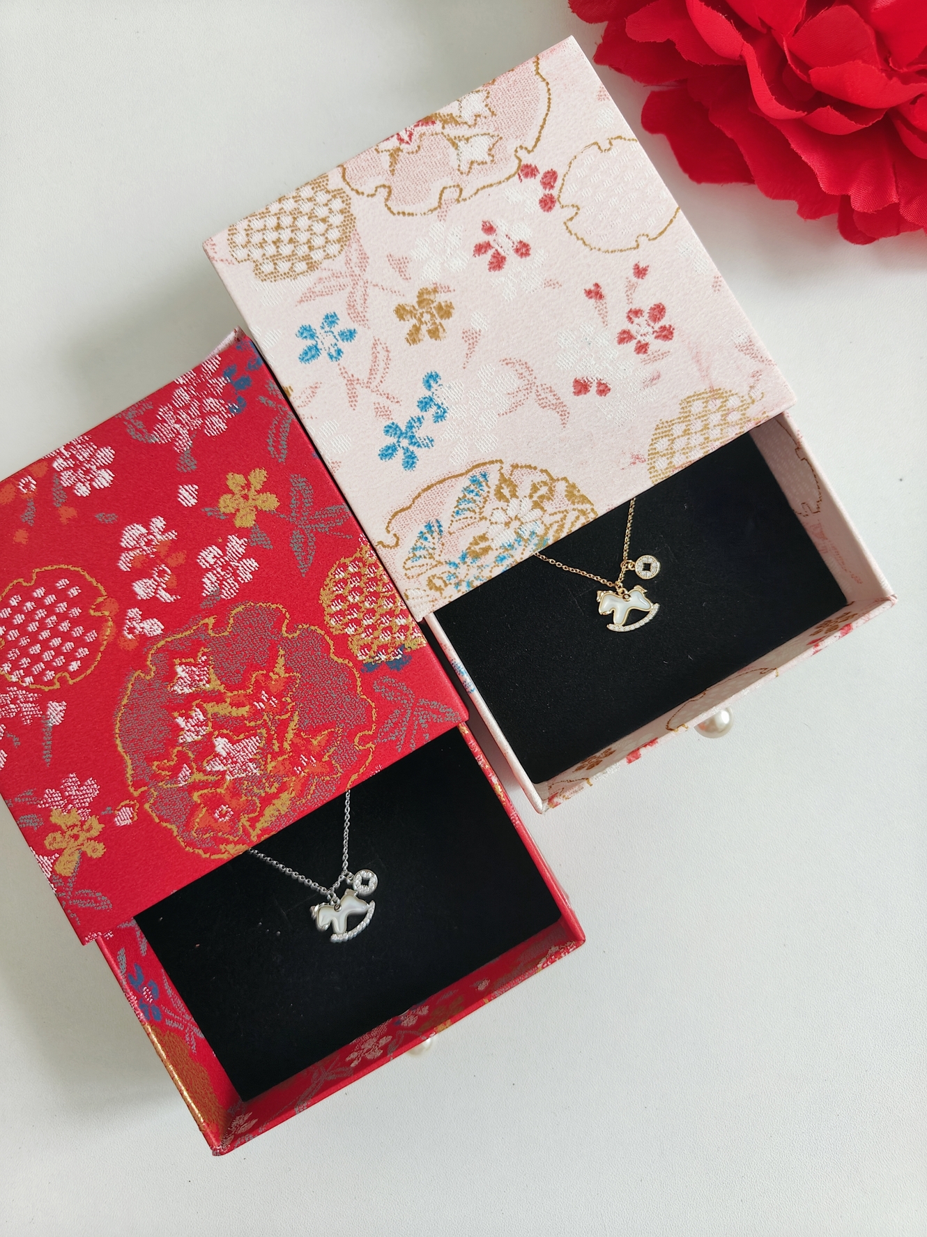 Lucky Horse Shell Collarbone Necklace 马年天然贝壳锁骨链